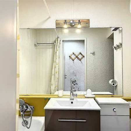 Lumineux Aux Pieds Des Pistes Avec Balcon Et Wifi - Fr-1-267-281 公寓